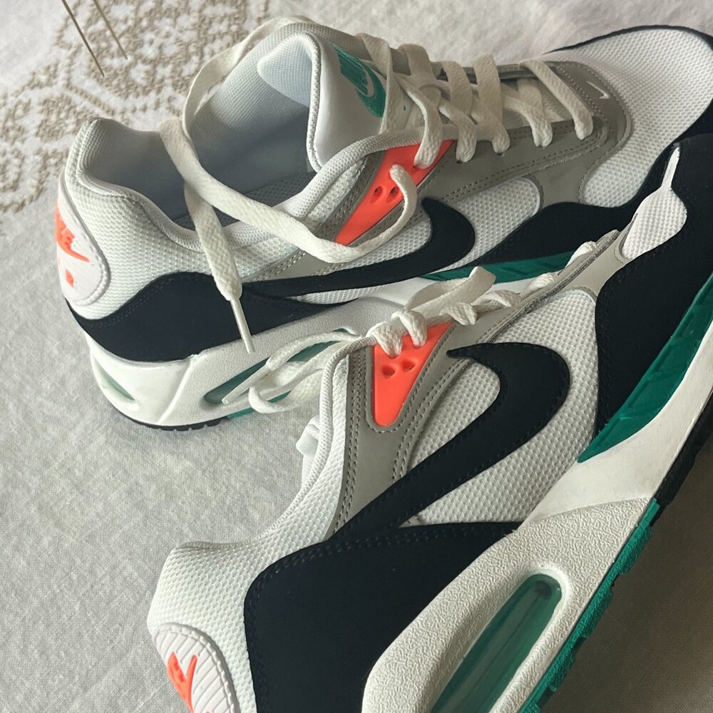 NIKE AIR MAX CORRELATE MEN'S 11.5 GREY WHITE BLACK CORAL TEAL SNEAKERS